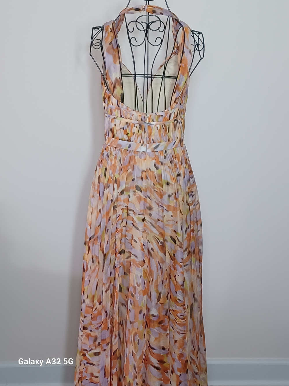 AMUR Neve Pleated Chiffon Maxi Dress Pebble Beach -Size 6 - Picture 3 of 4
